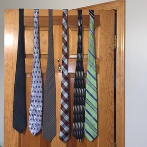 Lot of patterned neck ties (6)